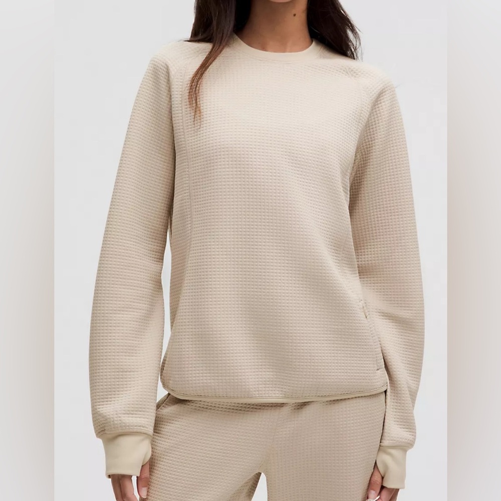 Waffle knot crew neck long sleeve